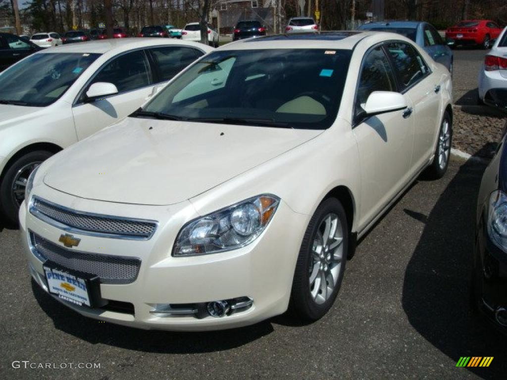 2011 Malibu LTZ - White Diamond Tricoat / Cocoa/Cashmere photo #1