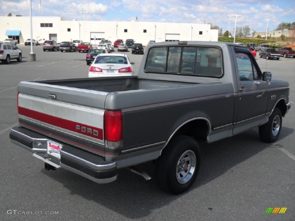 Medium Silver Metallic 1990 Ford F150 XLT Lariat Regular Cab Exterior Photo #47509672