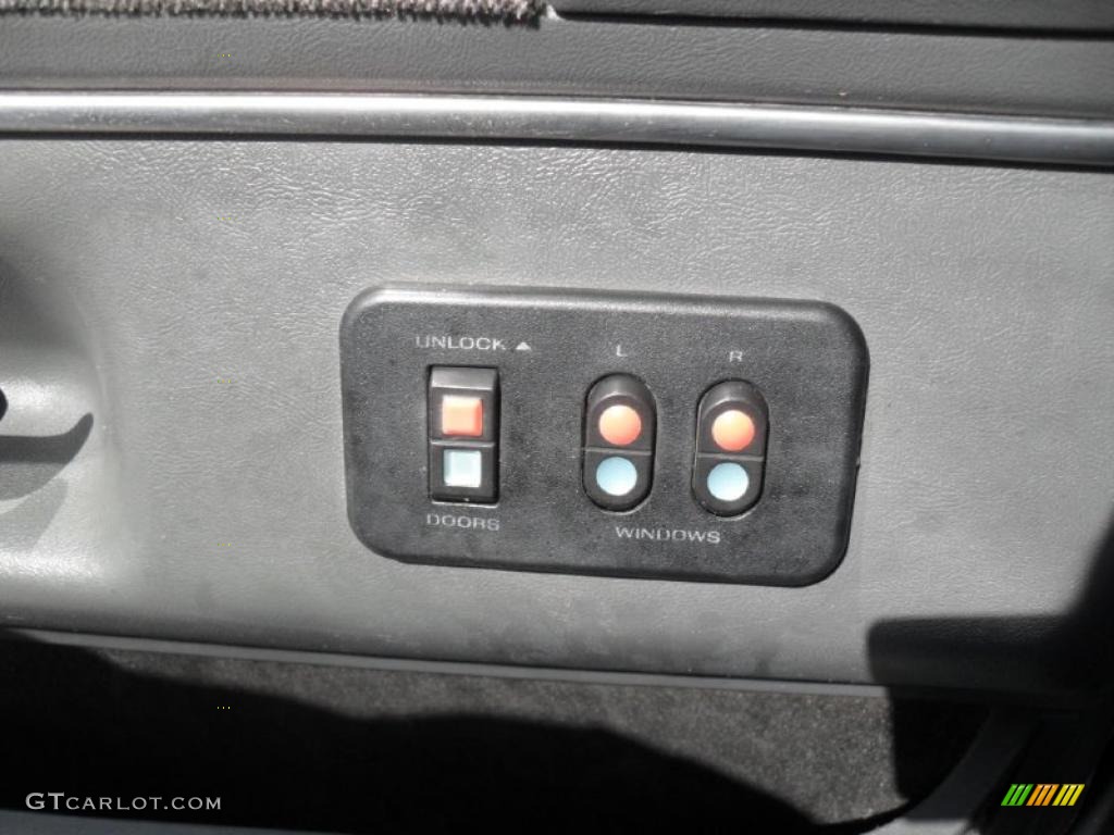 1990 Ford F150 XLT Lariat Regular Cab Controls Photo #47509762