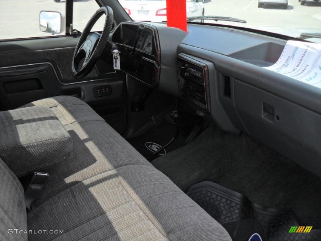 1990 Ford F150 Xlt Lariat Regular Cab Interior Photo 47509915