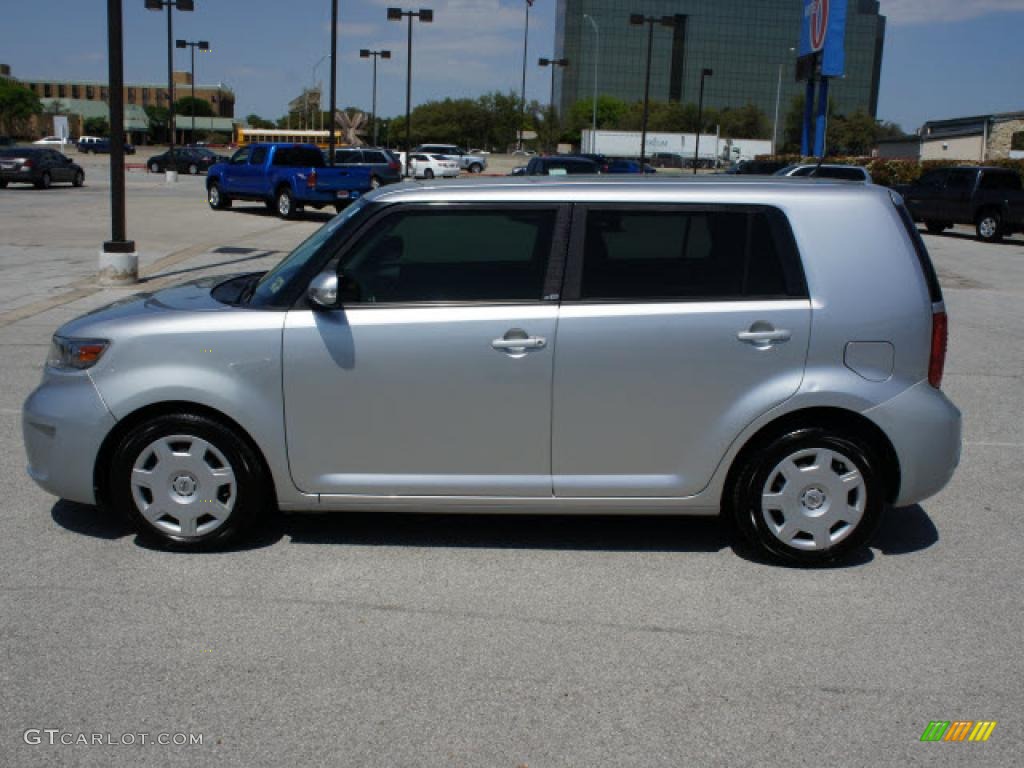 2008 xB  - Classic Silver Metallic / Dark Gray photo #2