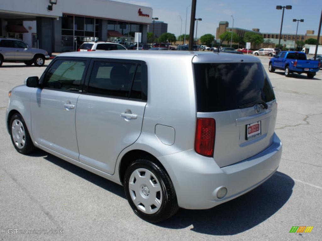 2008 xB  - Classic Silver Metallic / Dark Gray photo #3