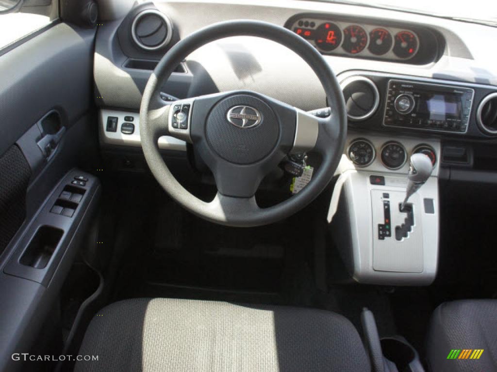 2008 xB  - Classic Silver Metallic / Dark Gray photo #9