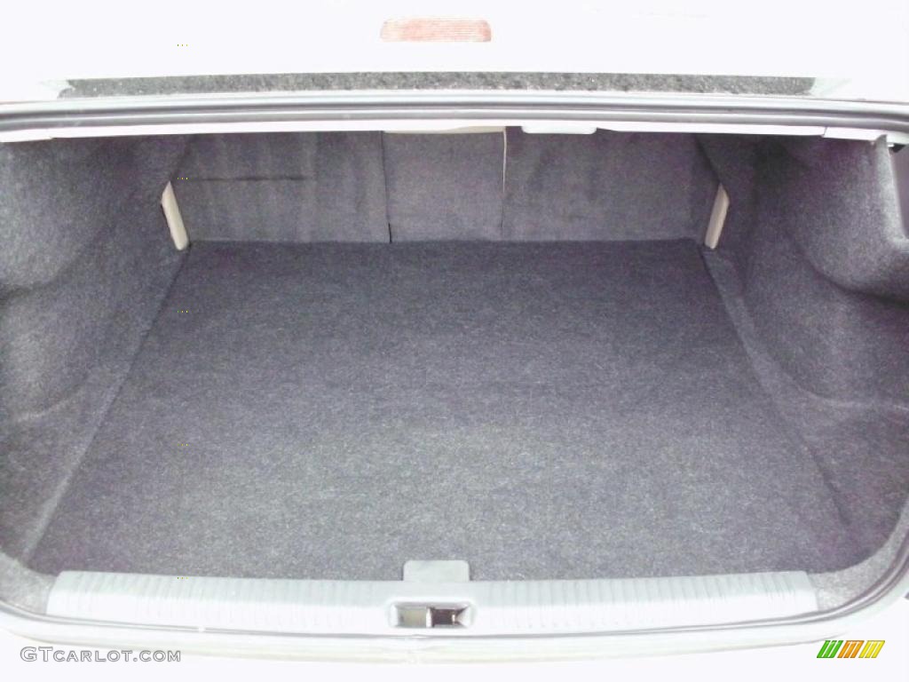 2007 Subaru Outback 2.5i Limited Sedan Trunk Photos