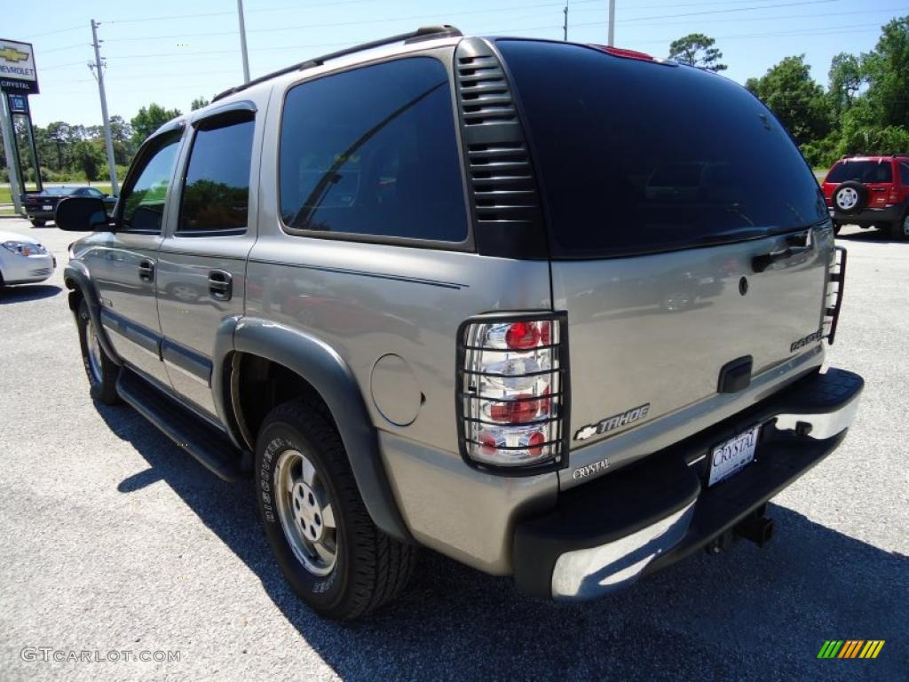 2003 Tahoe LS - Light Pewter Metallic / Tan/Neutral photo #3