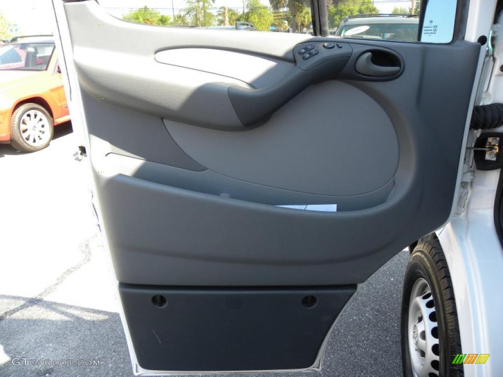 2003 Dodge Sprinter Van 2500 High Roof Passenger Gray Door Panel Photo #47514769