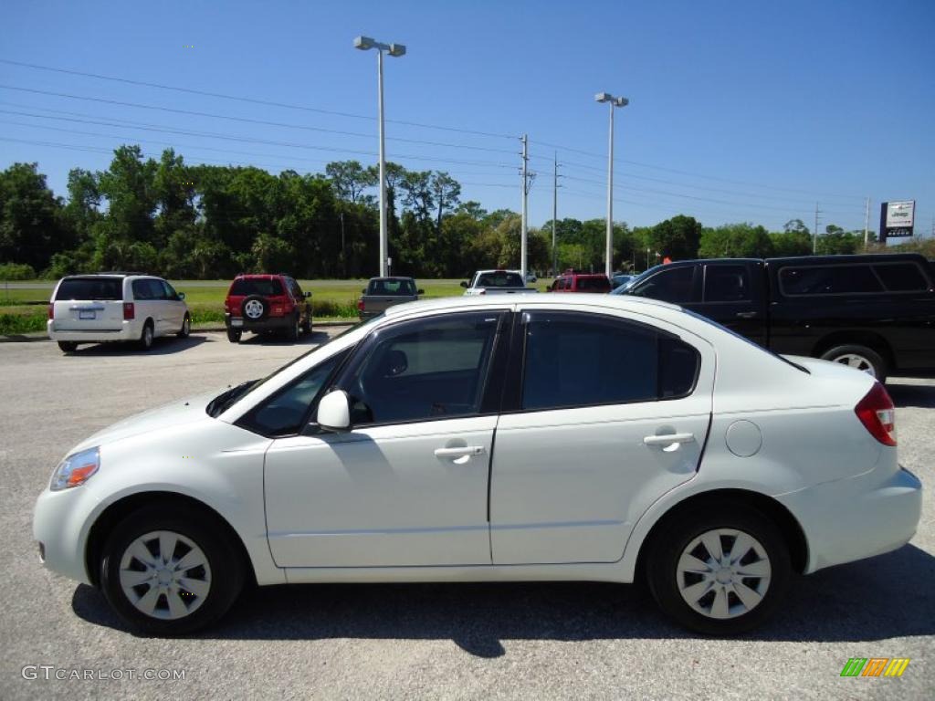 White Water Pearl 2009 Suzuki SX4 Sedan LE Exterior Photo #47515312