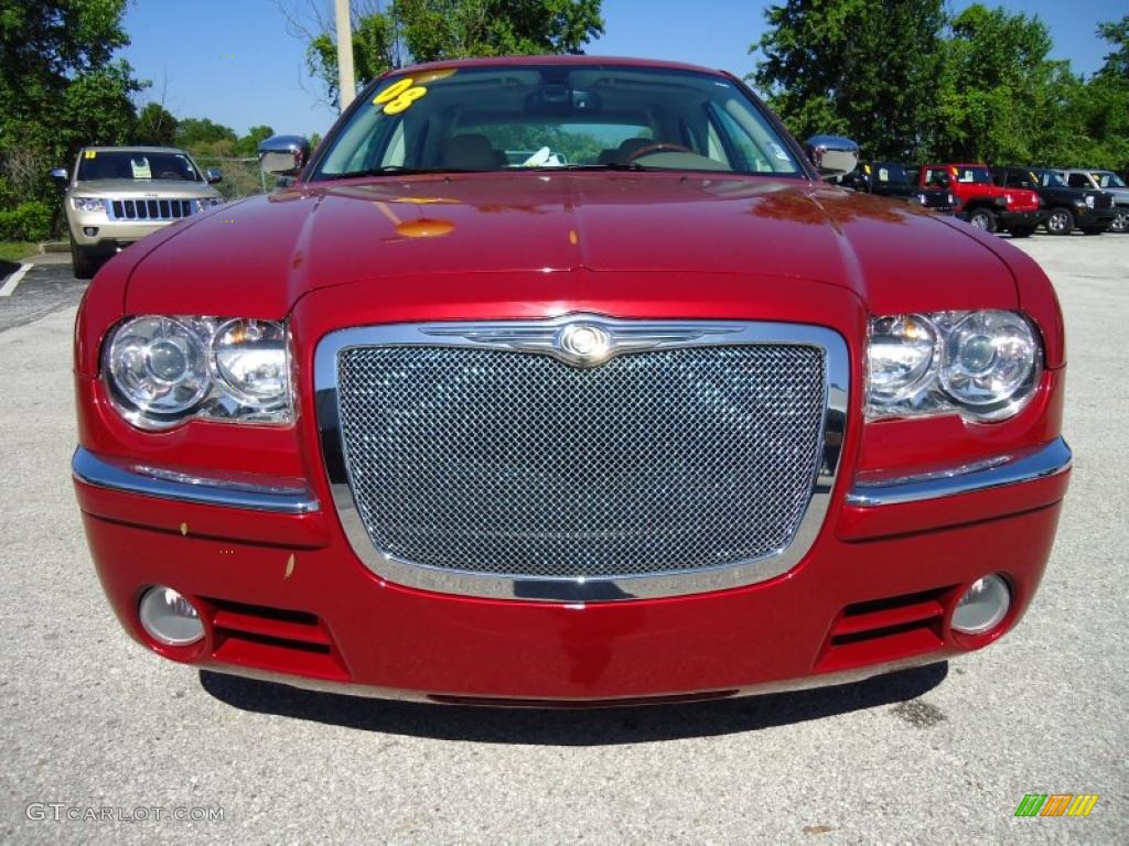 Inferno Red Crystal Pearl 2008 Chrysler 300 C HEMI Exterior Photo #47515948