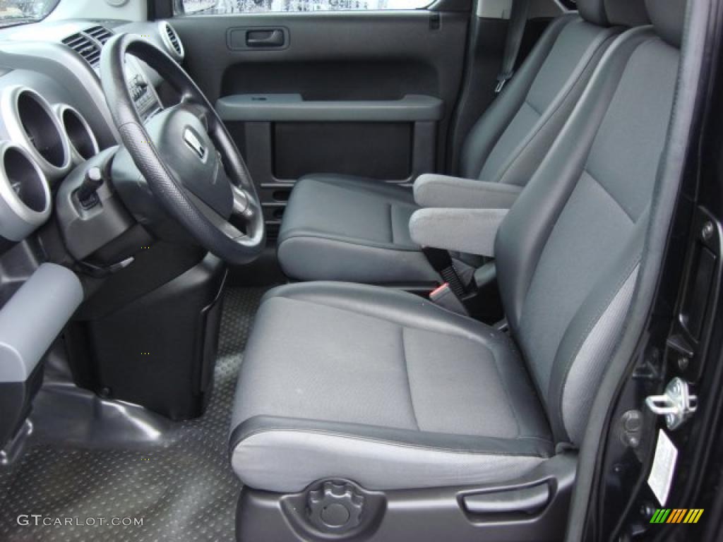Gray Interior 2004 Honda Element EX Photo #47516926