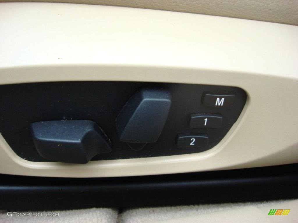 2006 BMW 3 Series 325xi Wagon Controls Photo #47517085