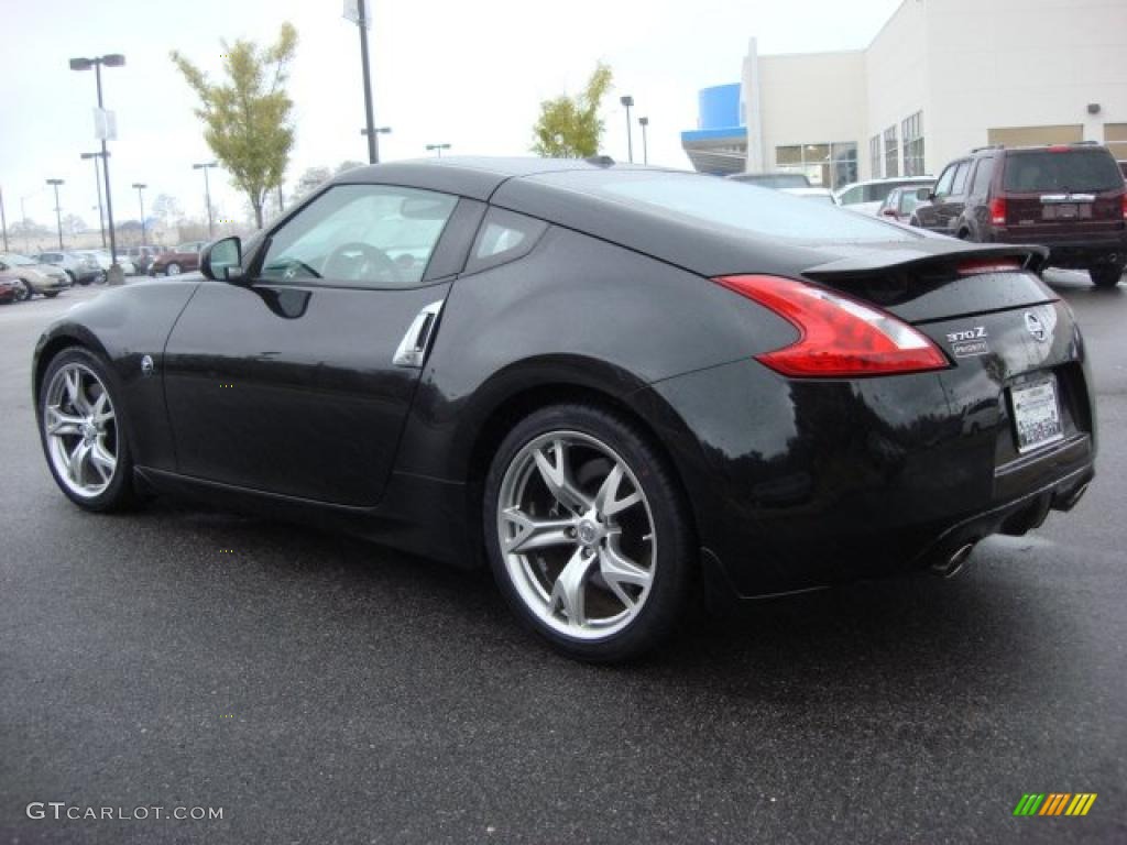 Magnetic Black 2009 Nissan 370Z Sport Touring Coupe Exterior Photo #47517292