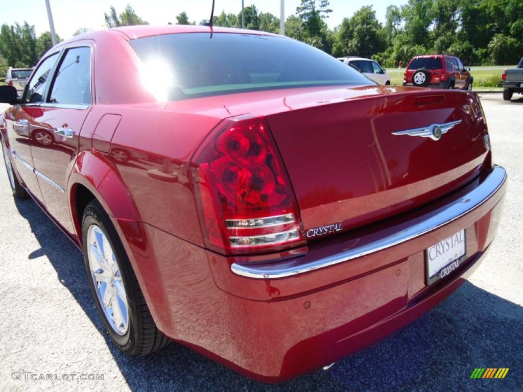 2008 300 C HEMI Heritage Edition - Inferno Red Crystal Pearl / Medium Pebble Beige/Cream photo #10