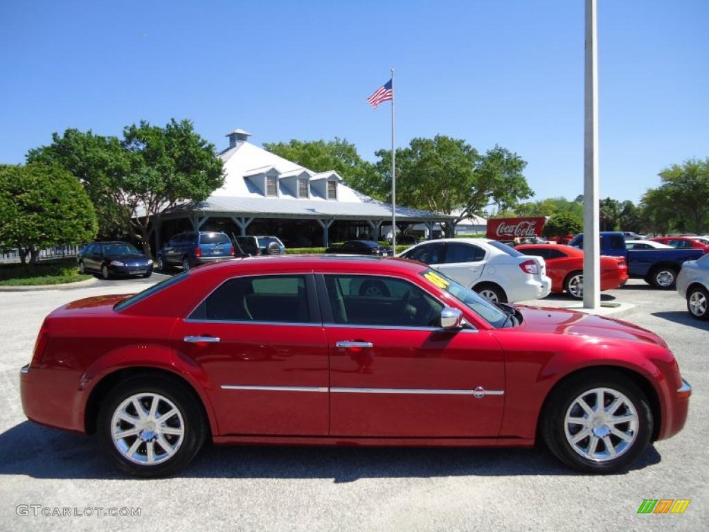 2008 300 C HEMI Heritage Edition - Inferno Red Crystal Pearl / Medium Pebble Beige/Cream photo #13