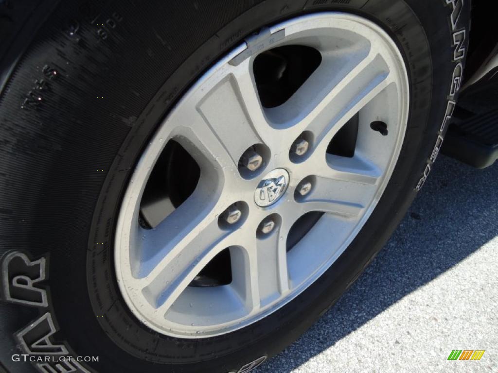 2005 Ram 1500 ST Quad Cab - Deep Molten Red Pearl / Dark Slate Gray photo #22