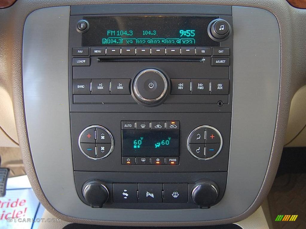 2008 GMC Sierra 1500 SLT Extended Cab 4x4 Controls Photos