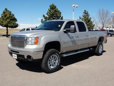 2008 GMC Sierra 3500HD SLT Crew Cab 4x4 Data, Info and Specs