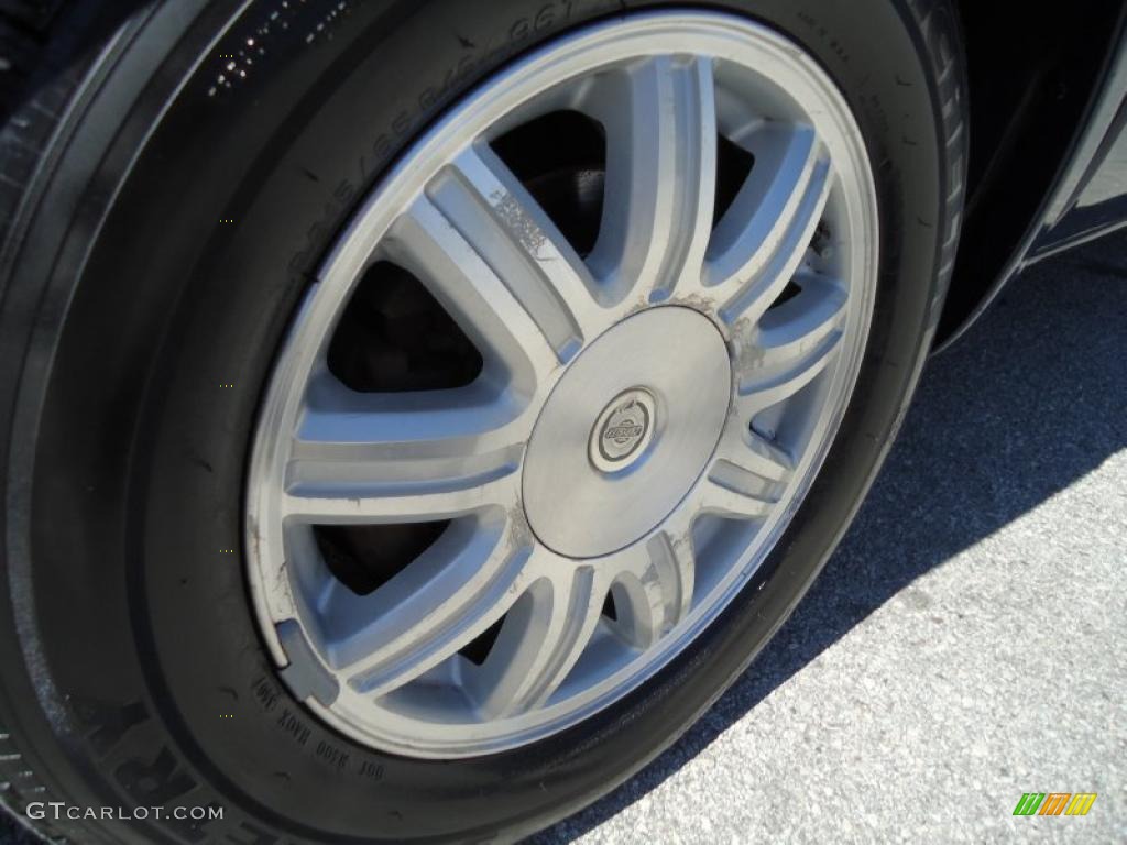 2006 Chrysler Town & Country Touring Wheel Photo #47519098