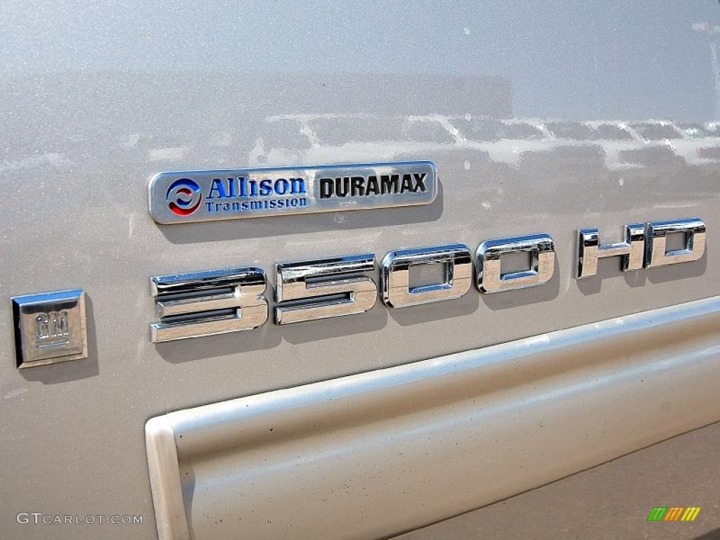 2008 GMC Sierra 3500HD SLT Crew Cab 4x4 Marks and Logos Photos