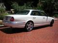White Onyx - XJ Super V8 Photo No. 4