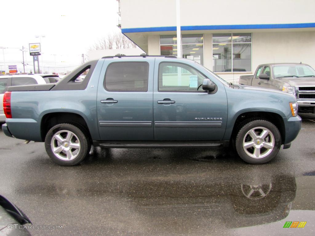 2011 Avalanche LT 4x4 - Blue Granite Metallic / Ebony photo #6