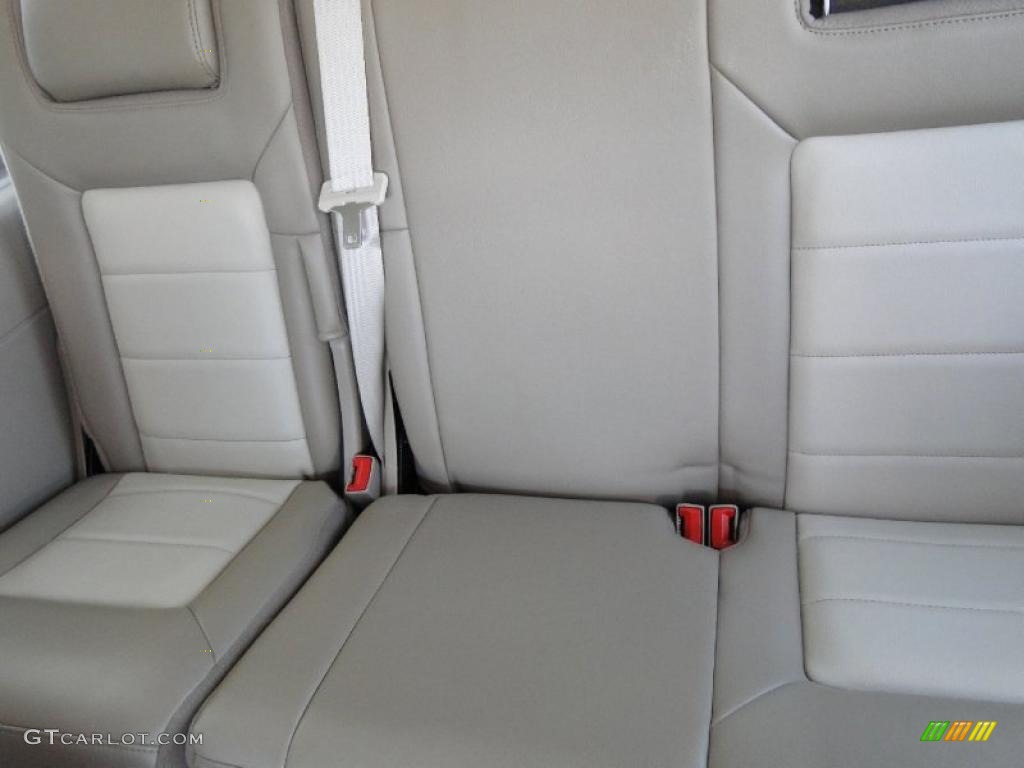2005 Ford Expedition Eddie Bauer interior Photo #47522659
