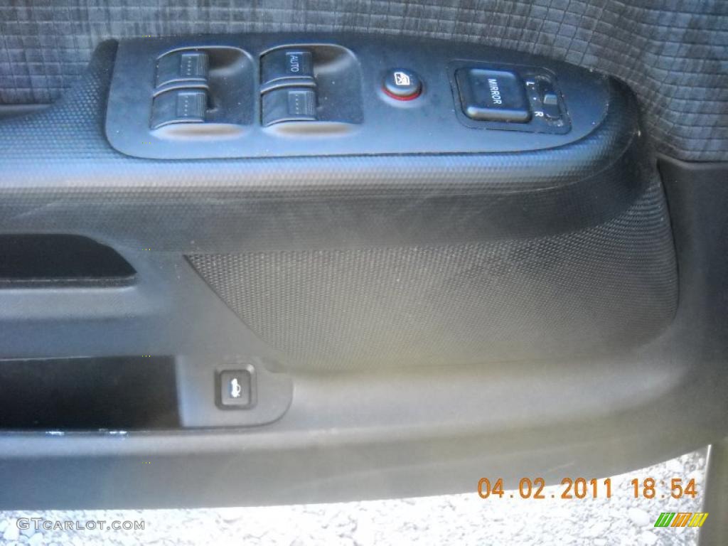 2004 CR-V LX 4WD - Nighthawk Black Pearl / Black photo #11