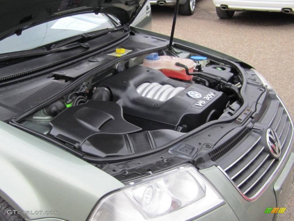2003 Volkswagen Passat GLX Wagon 2.8 Liter DOHC 30-Valve V6 Engine Photo #47526181