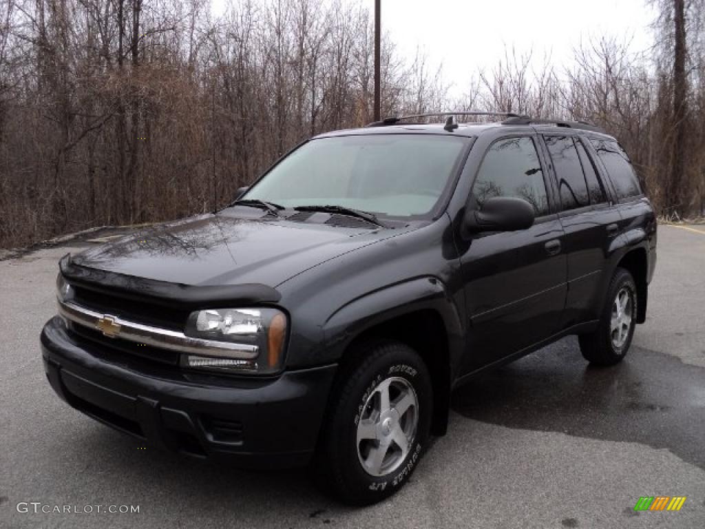 2006 TrailBlazer LS - Black / Light Gray photo #1