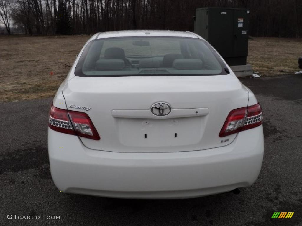 2010 Camry LE - Super White / Ash Gray photo #2