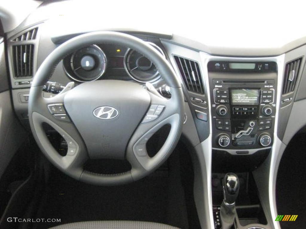 2011 Hyundai Sonata SE 2.0T Gray Dashboard Photo #47532184