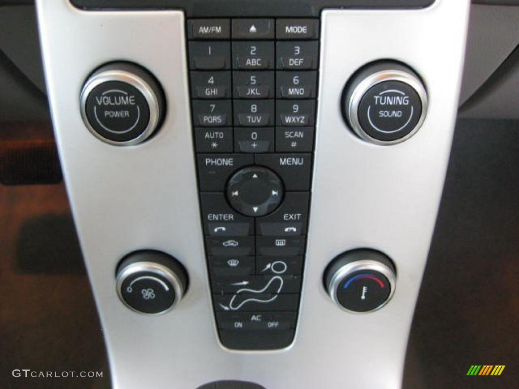 2011 Volvo S40 T5 Controls Photo #47532901