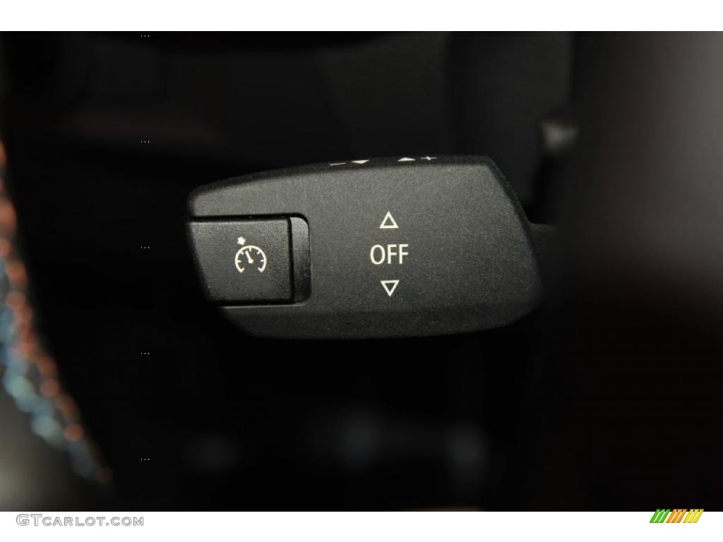 2009 BMW M3 Sedan Controls Photo #47533858