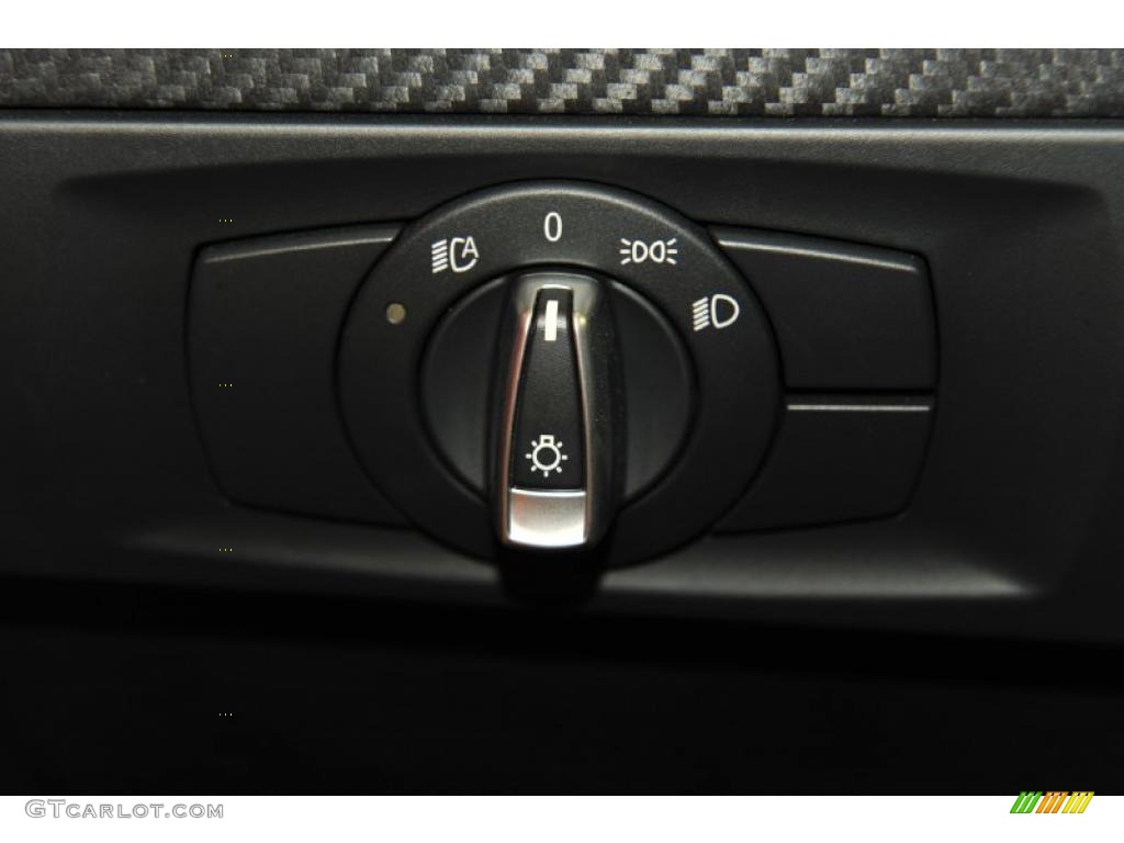2009 BMW M3 Sedan Controls Photo #47533876