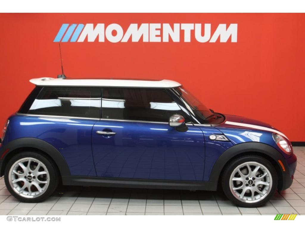 2008 Cooper S Hardtop - Lightning Blue Metallic / Blue/Carbon Black photo #4