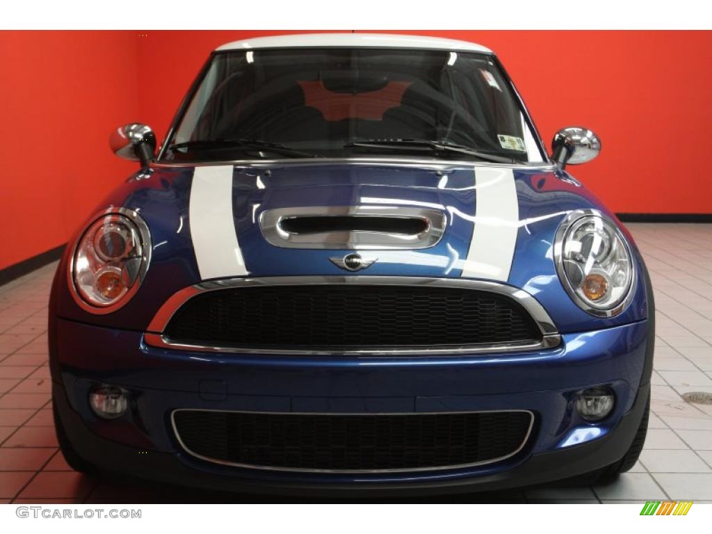 2008 Cooper S Hardtop - Lightning Blue Metallic / Blue/Carbon Black photo #23