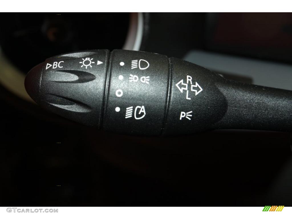 2009 Mini Cooper John Cooper Works Clubman Controls Photo #47538071