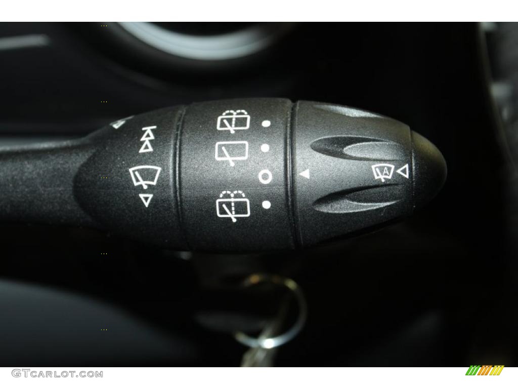 2009 Mini Cooper John Cooper Works Clubman Controls Photo #47538074