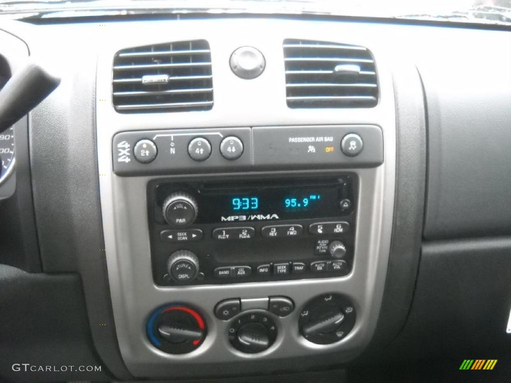 2011 Canyon SLE Crew Cab 4x4 - Gray Green Metallic / Ebony photo #17