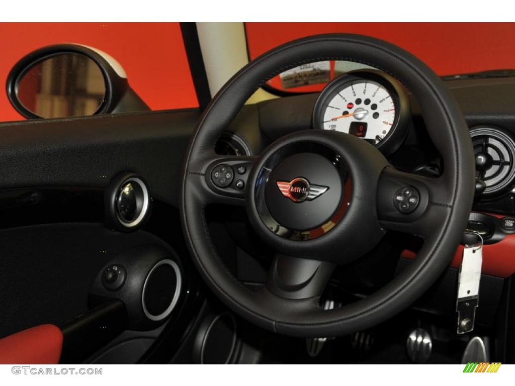 2011 Cooper S Hardtop - Chili Red / Carbon Black photo #12