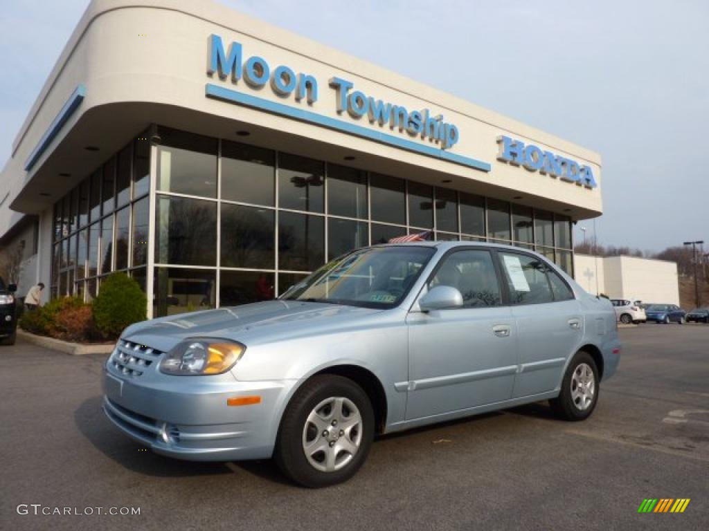 2003 Accent GL Sedan - Glacier Blue Metallic / Gray photo #1