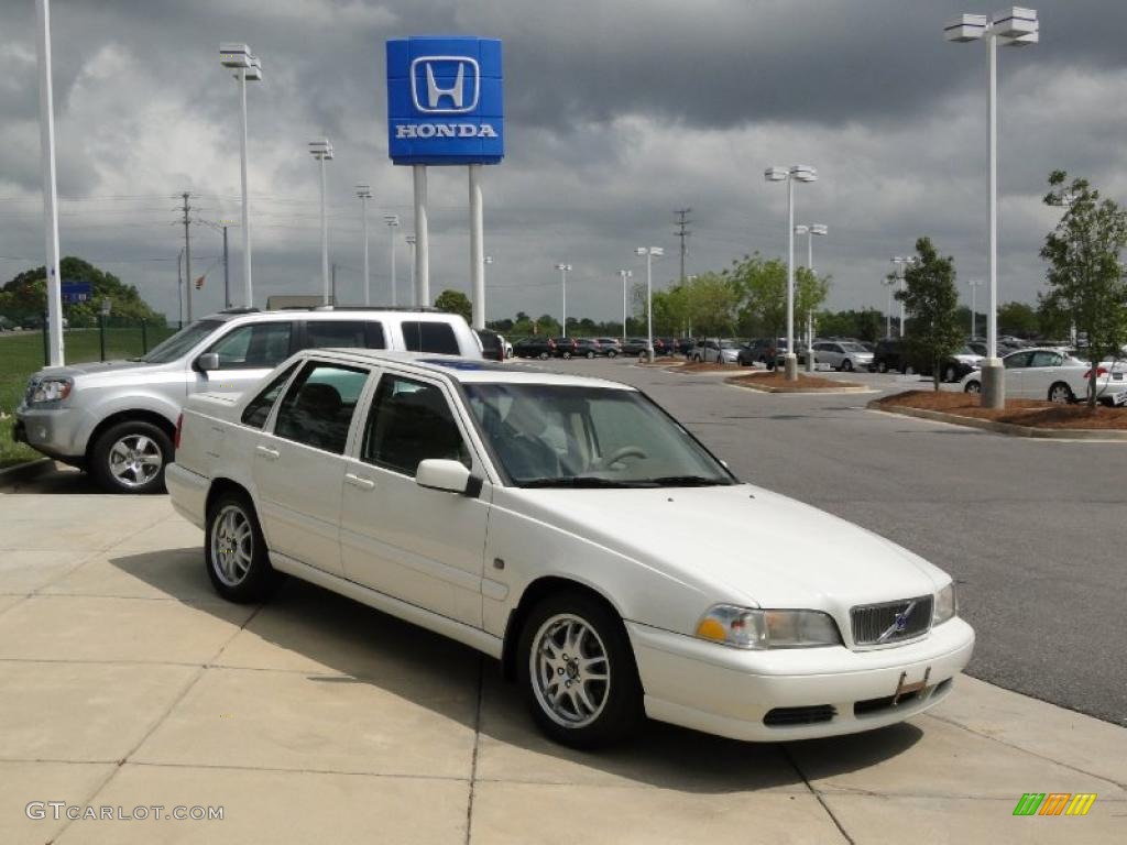 2000 S70 GLT SE - White / Light Beige photo #2