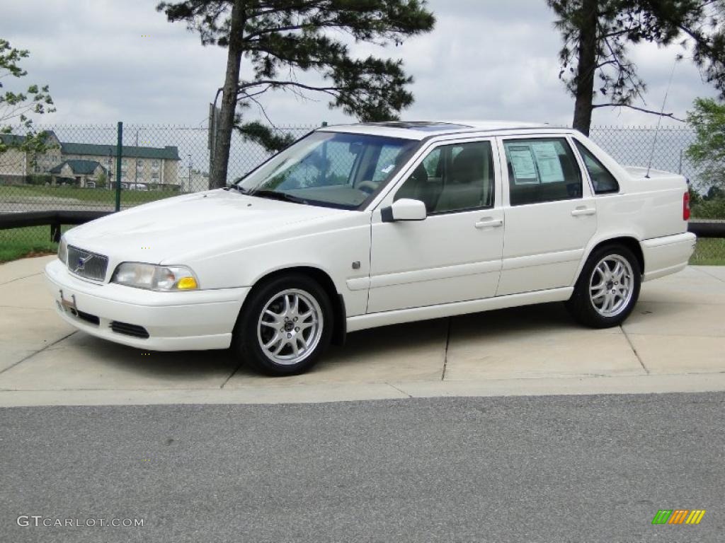 2000 S70 GLT SE - White / Light Beige photo #9