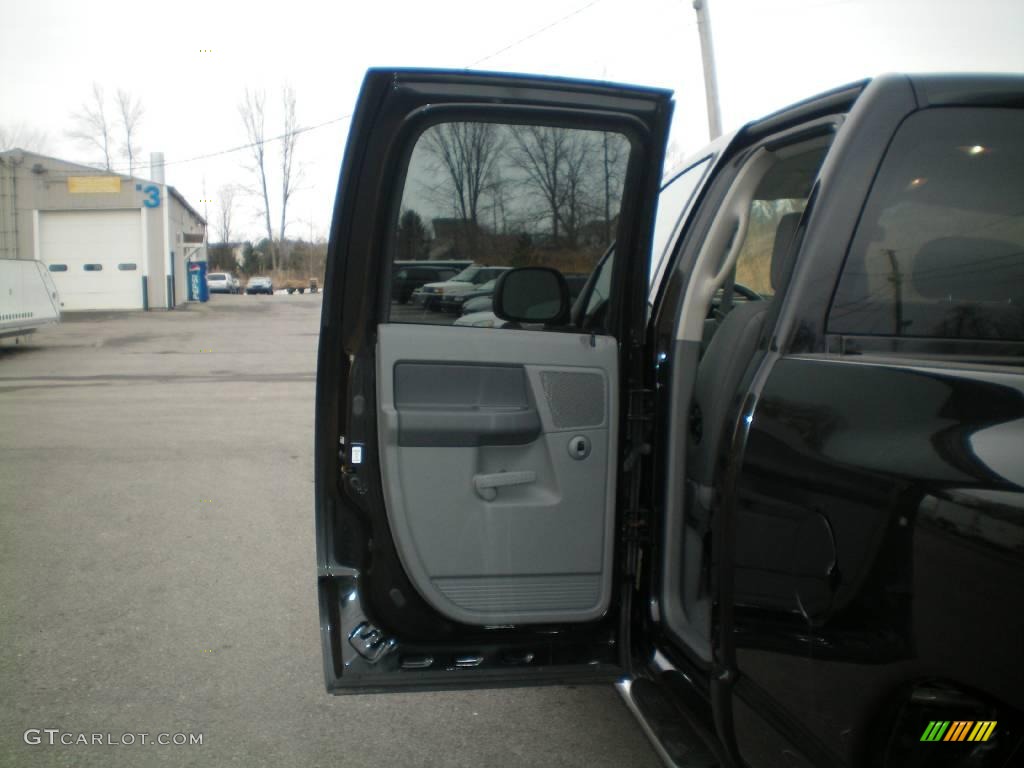 2006 Ram 1500 Night Runner Quad Cab 4x4 - Brilliant Black Crystal Pearl / Medium Slate Gray photo #19