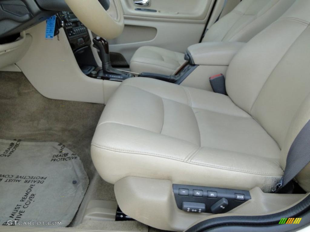 2000 S70 GLT SE - White / Light Beige photo #13