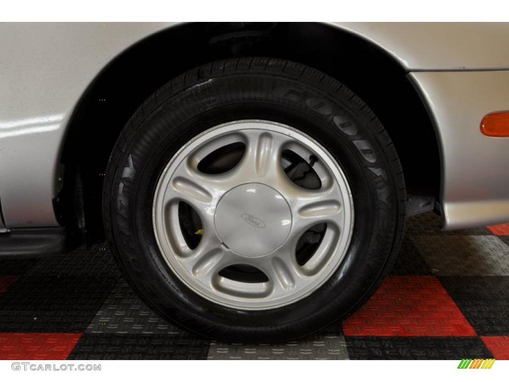1998 Ford Taurus SE Wheel Photo #47548808