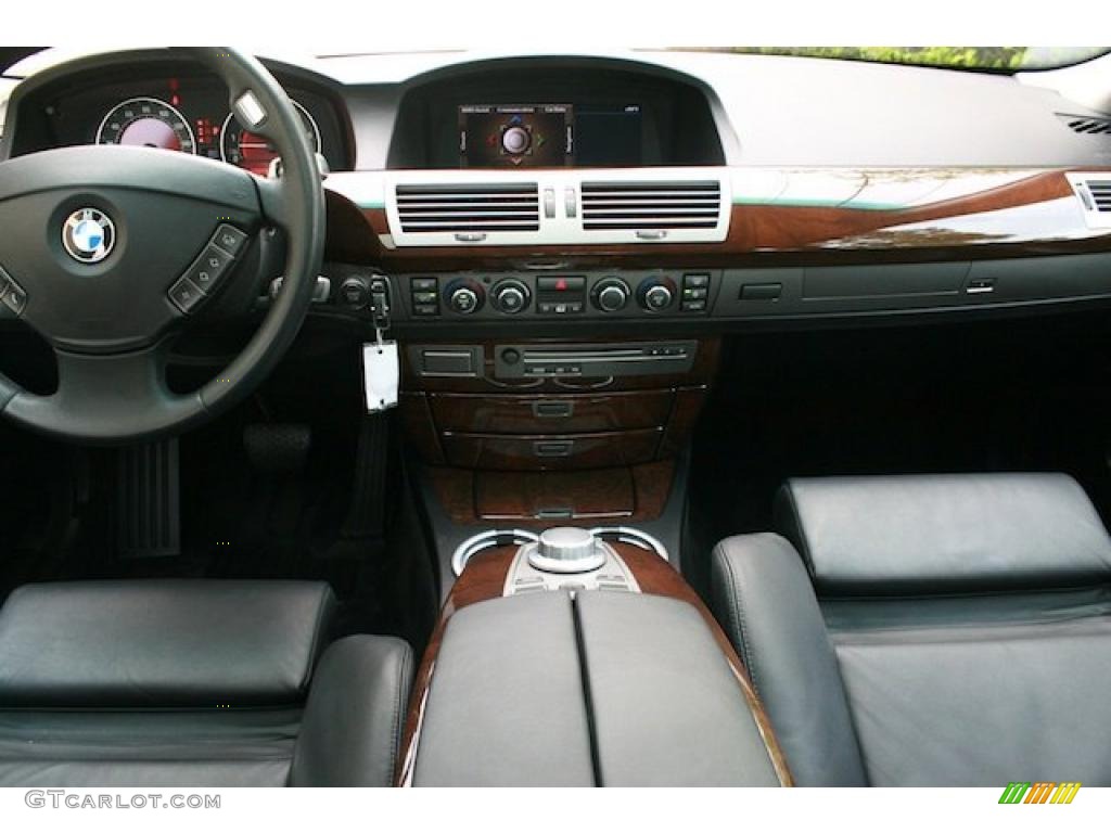 2006 7 Series 750i Sedan - Black Sapphire Metallic / Black/Black photo #5