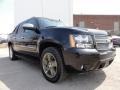 Black - Avalanche LTZ 4x4 Photo No. 5