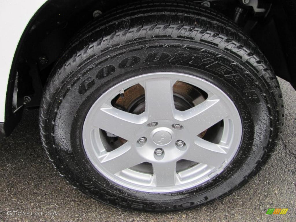 2008 Grand Cherokee Laredo 4x4 - Stone White / Dark Slate Gray/Light Graystone photo #12