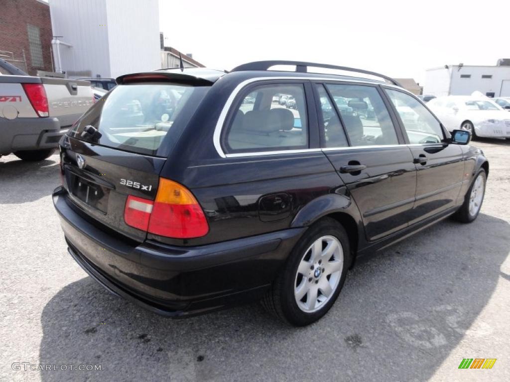 2001 3 Series 325xi Wagon - Black Sapphire Metallic / Sand photo #8