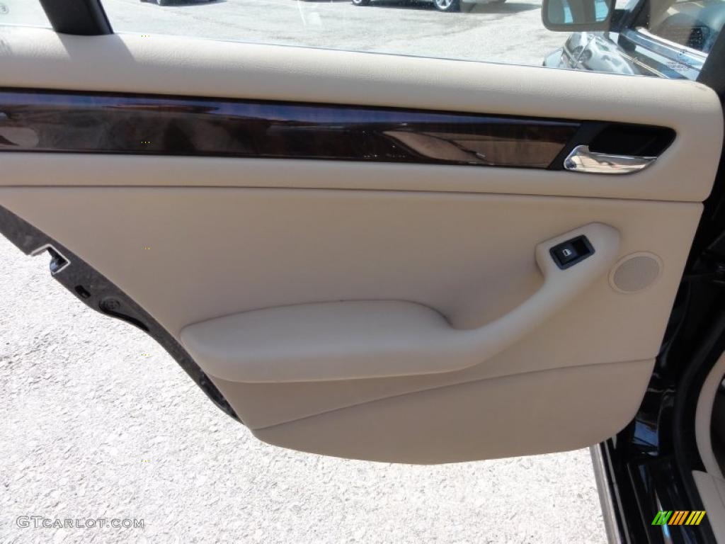 2001 3 Series 325xi Wagon - Black Sapphire Metallic / Sand photo #26